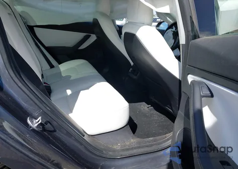 2021 Tesla Model 3 Standard Range Plus Rear-Wheel Drive from USA, damaged, VIN 5YJ3E1EA5MF920820